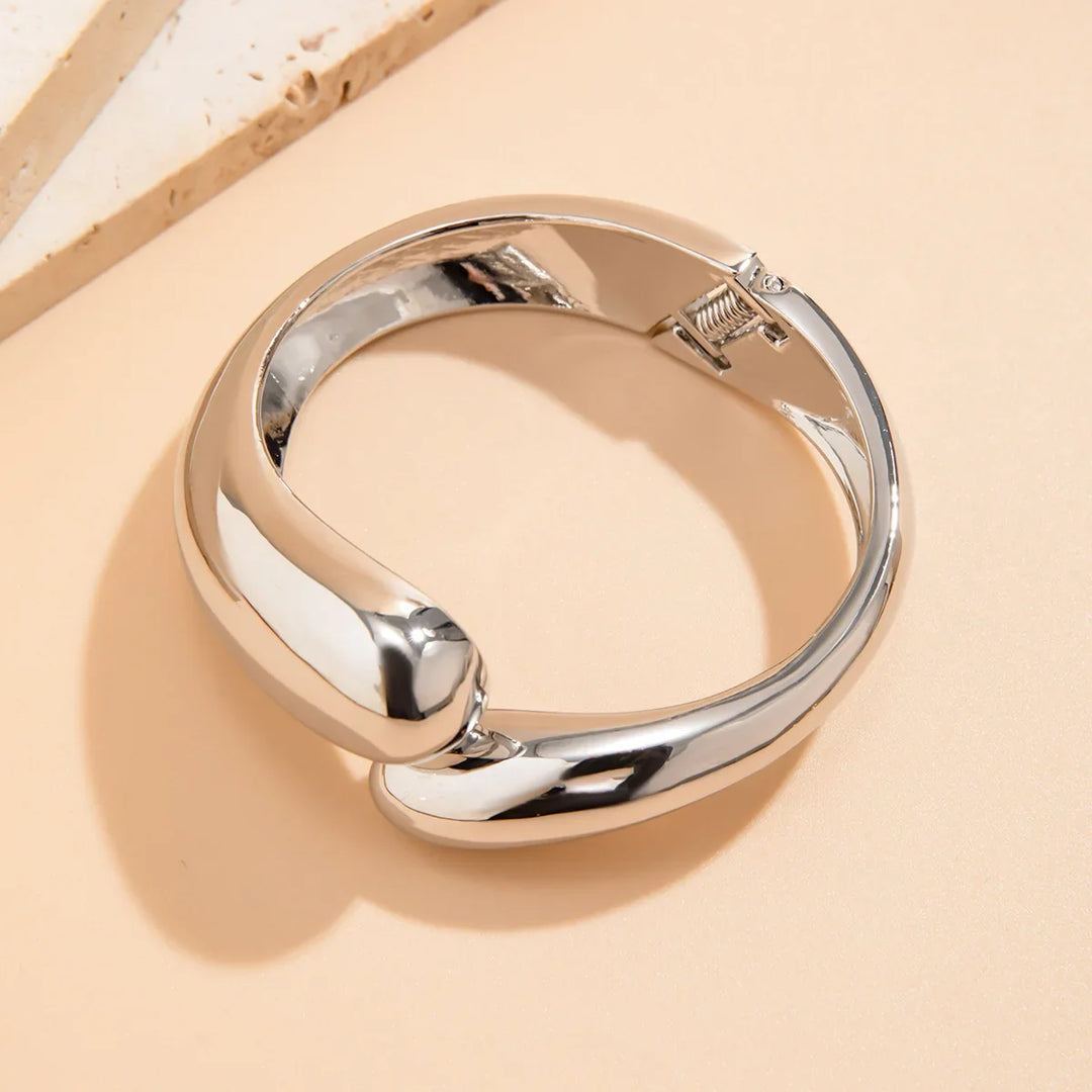 Lucy | Bangles and Rings